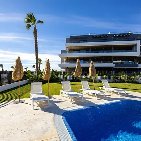 Lagoons Village - De Lujo Con Terraza Privada, Spa&resort De Bienestar *