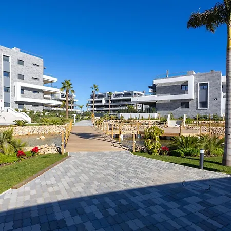 Lagoons Village - De Lujo Con Terraza Privada, Spa&resort De Bienestar Apartamento Torrevieja